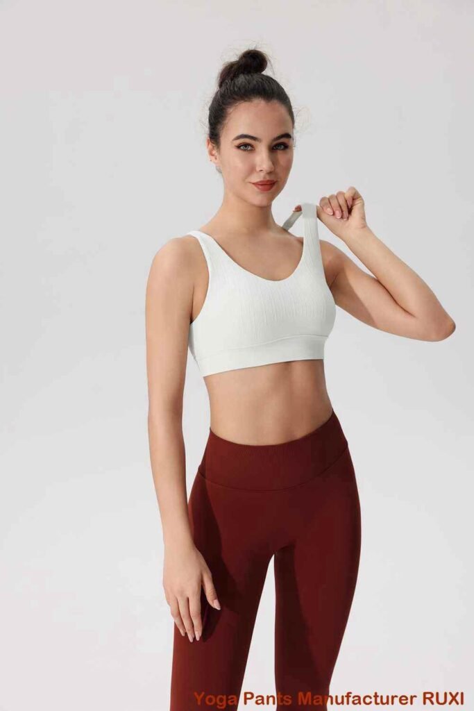 Klasická černá sportovní podprsenka RUXI cz3688